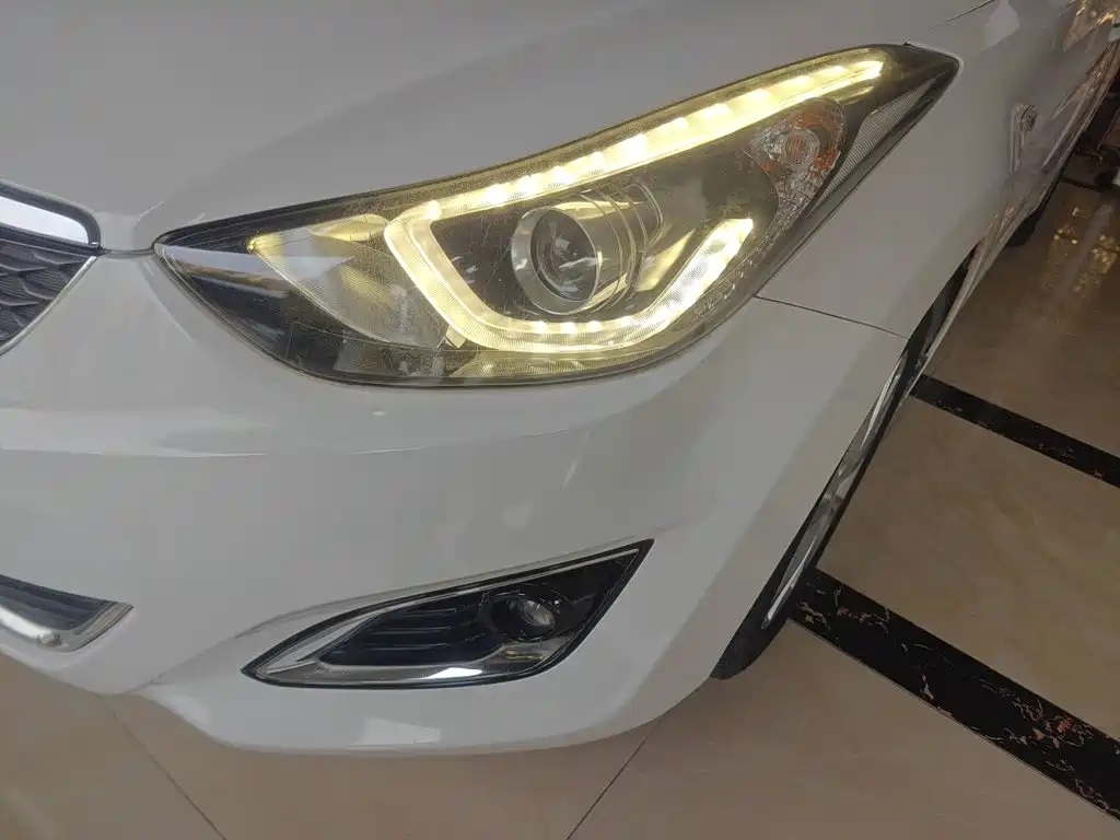 Hyundai Langdong 2016 1.6L Automatic Smart Edition