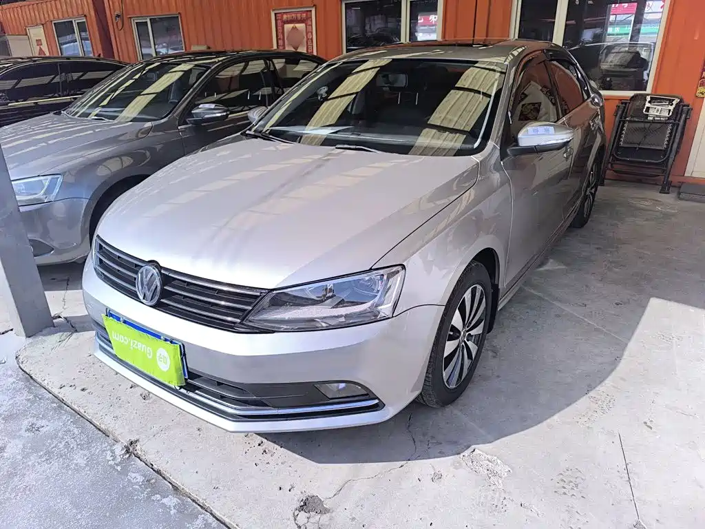 Volkswagen Sagitar 2017 1.6L Automatic Comfort