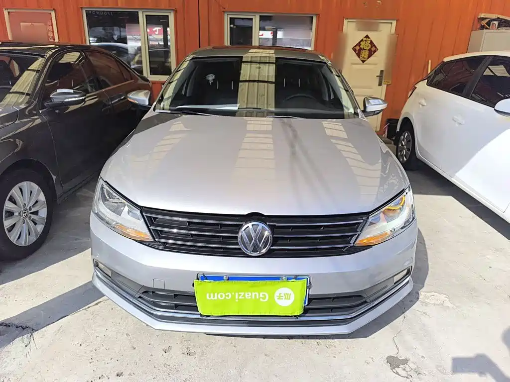 Volkswagen Sagitar 2017 1.6L Automatic Comfort