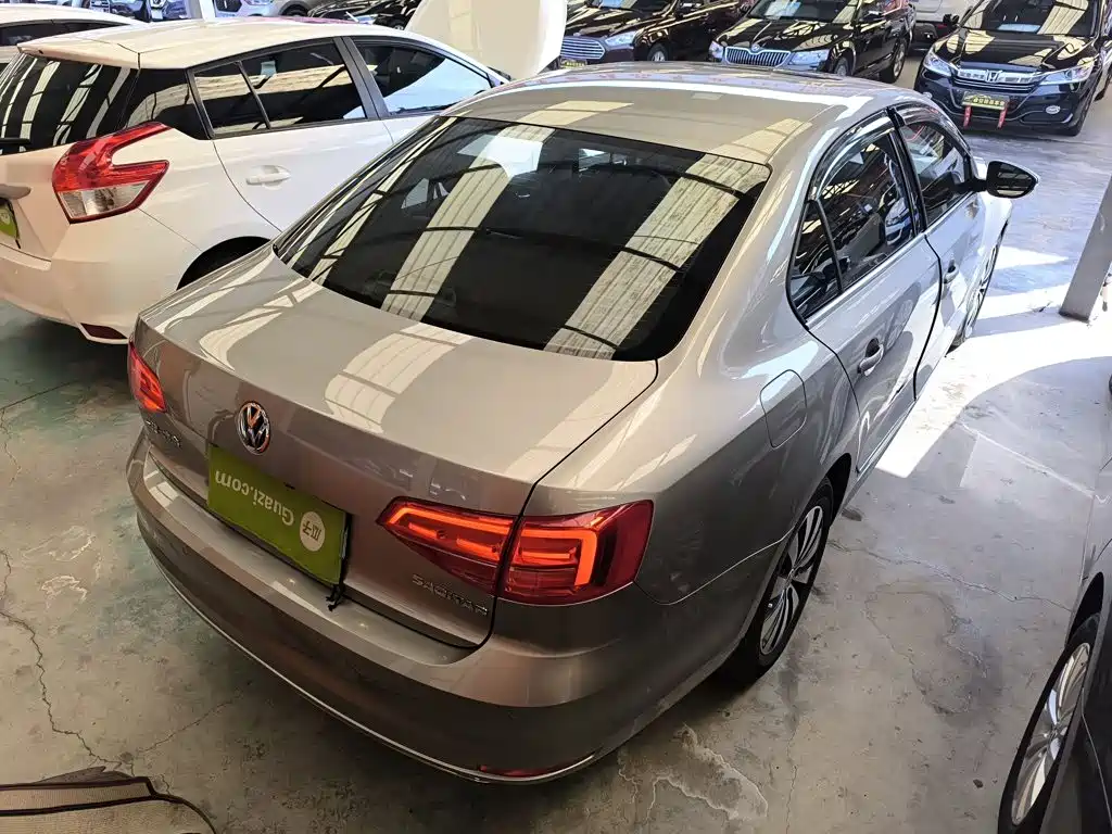 Volkswagen Sagitar 2017 1.6L Automatic Comfort