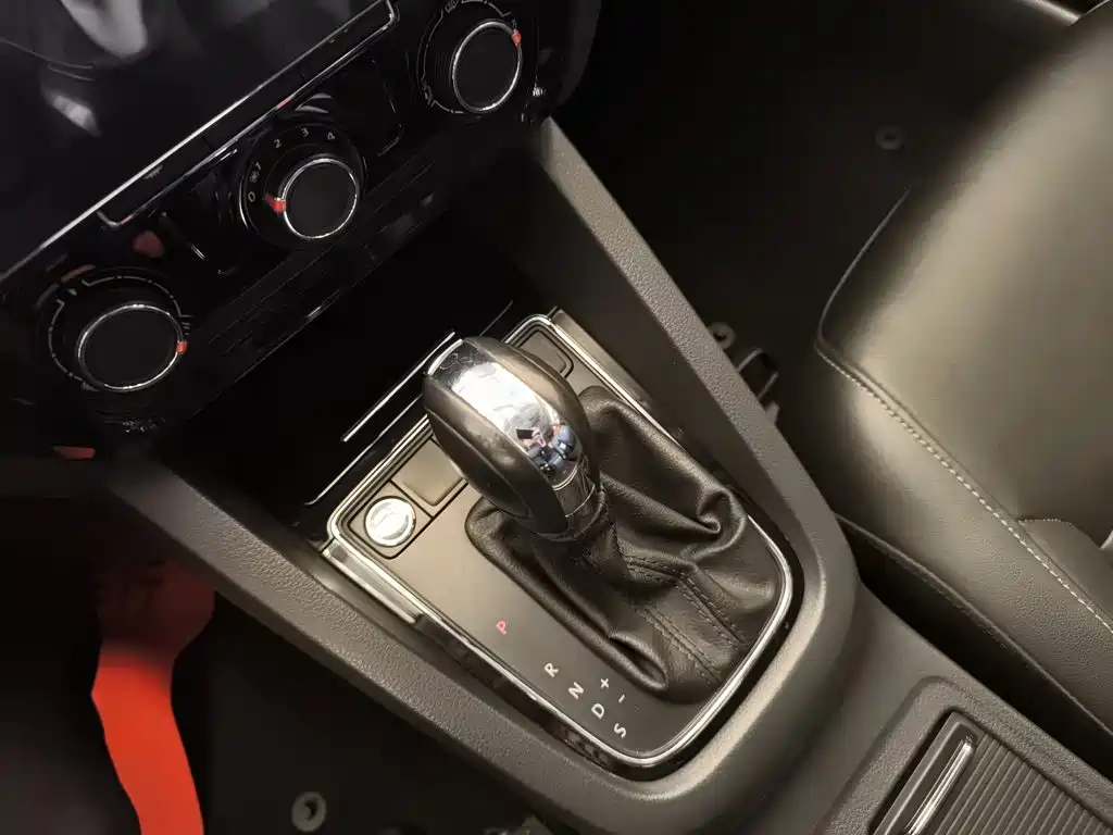 Volkswagen Sagitar 2017 1.6L Automatic Comfort