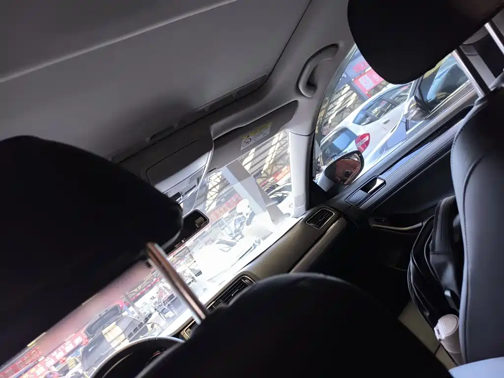 Volkswagen Sagitar 2017 1.6L Automatic Comfort