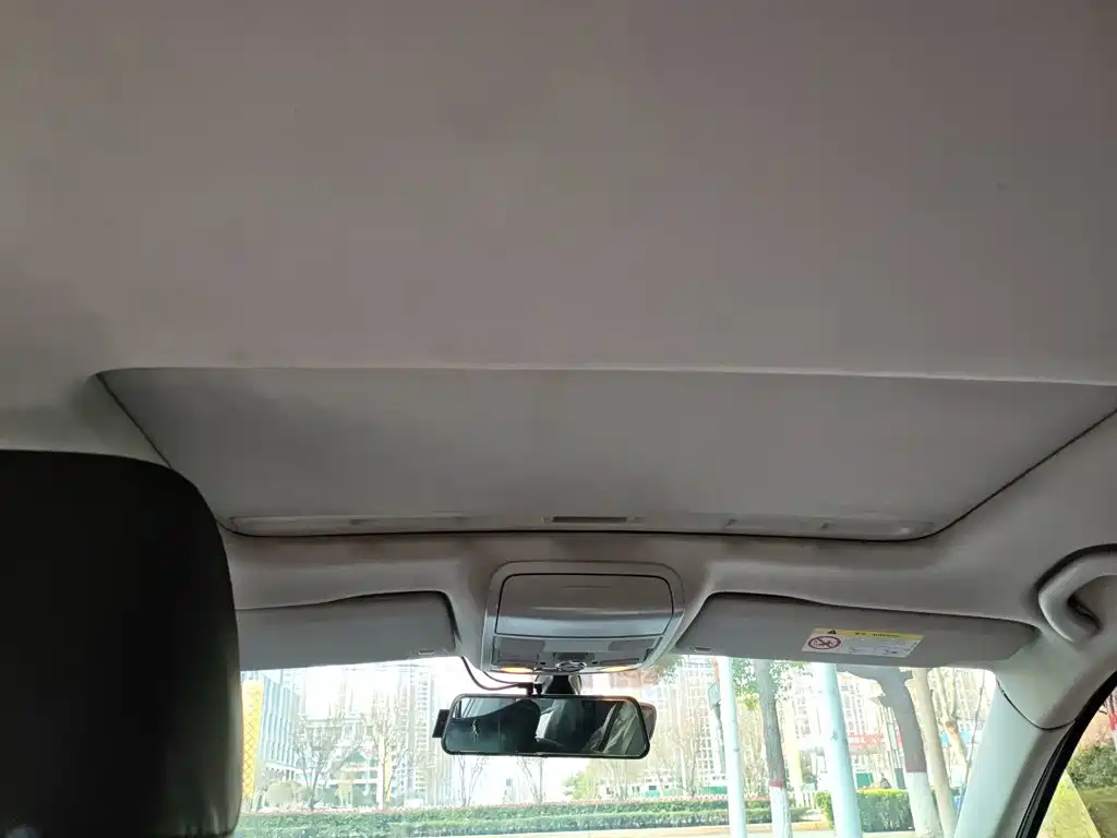 Volkswagen Sagitar 2018 1.6L Automatic Comfort