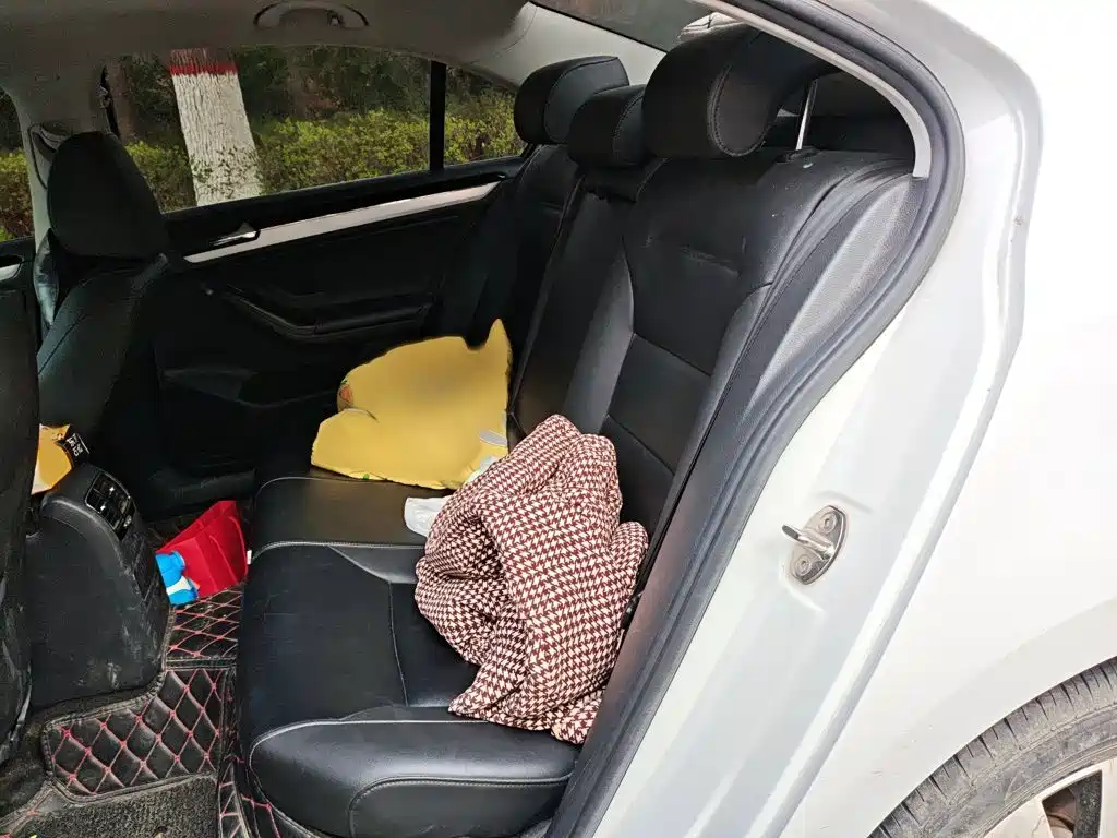 Volkswagen Sagitar 2018 1.6L Automatic Comfort