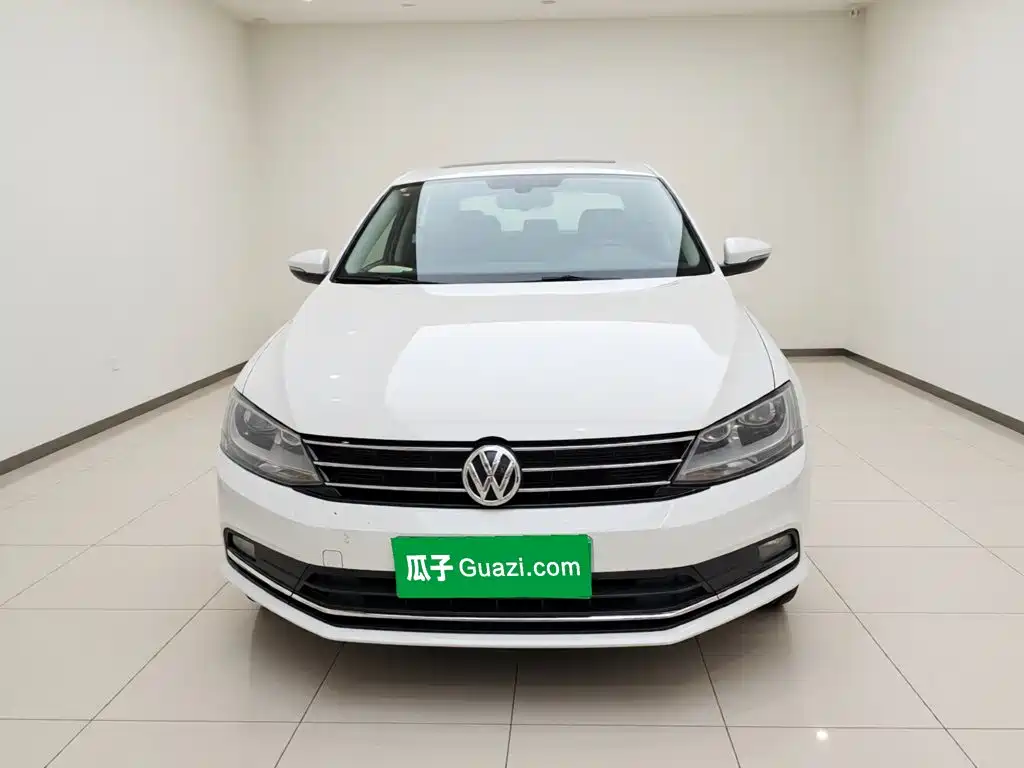 Volkswagen Sagitar 2018 1.6L Automatic Comfort