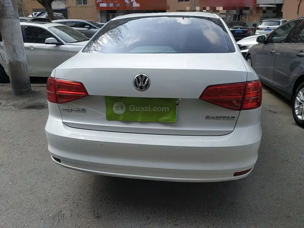 Volkswagen Sagitar 2018 1.6L Automatic Comfort