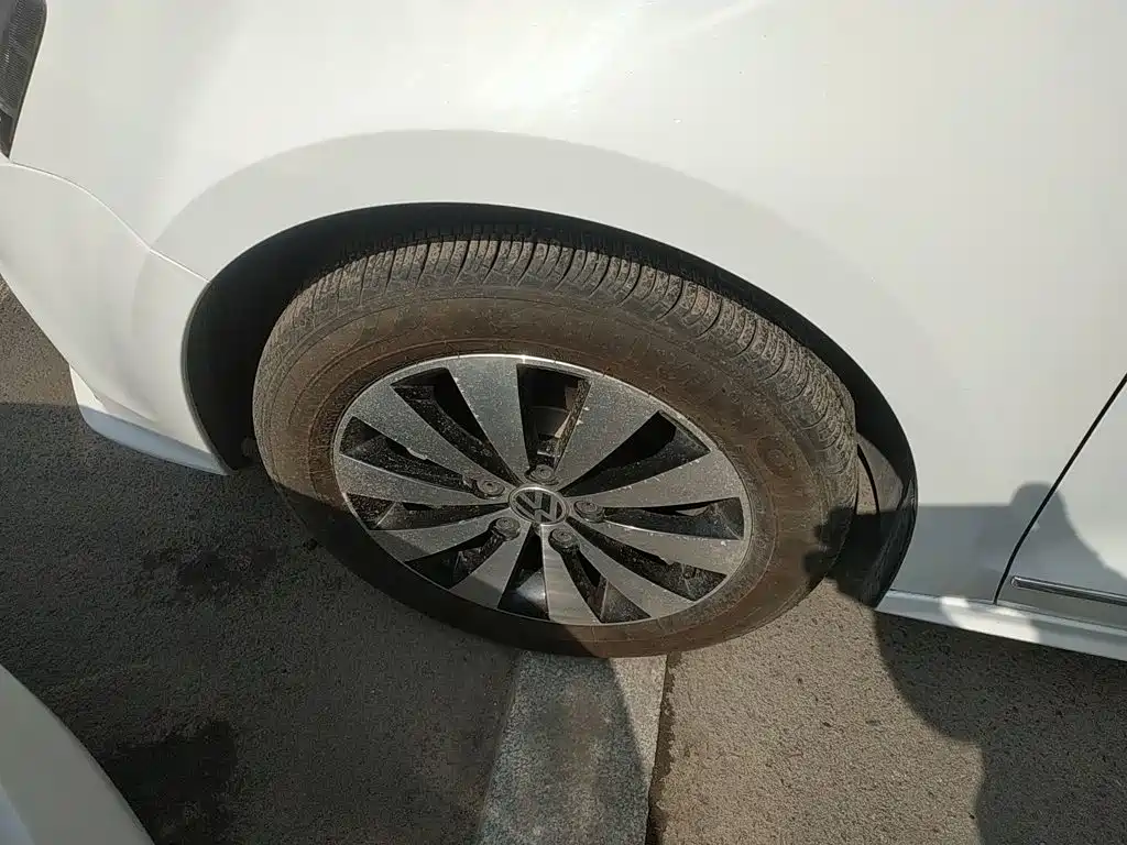 Volkswagen Sagitar 2018 1.6L Automatic Comfort