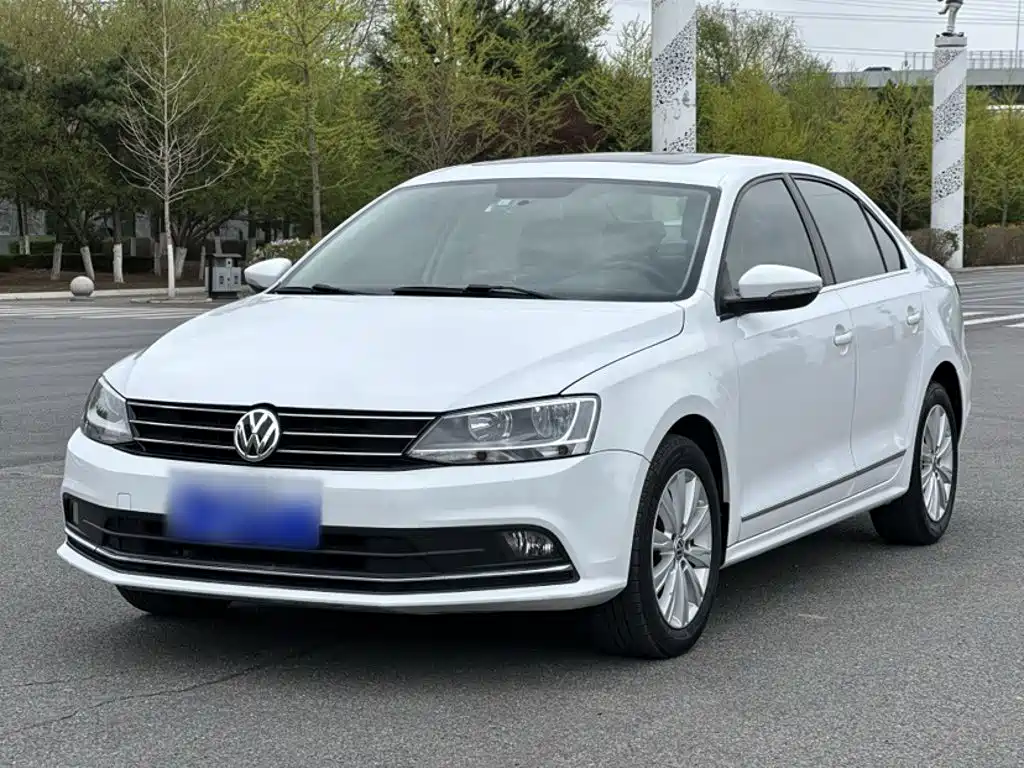 Volkswagen Sagitar 2015 230TSI Automatic Comfort