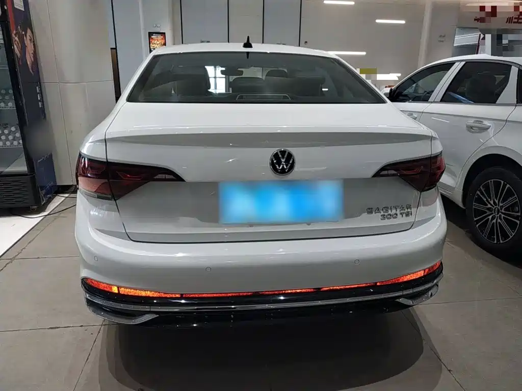 Volkswagen Sagitar 2023 Model Year 200TSI DSG Surpass Edition