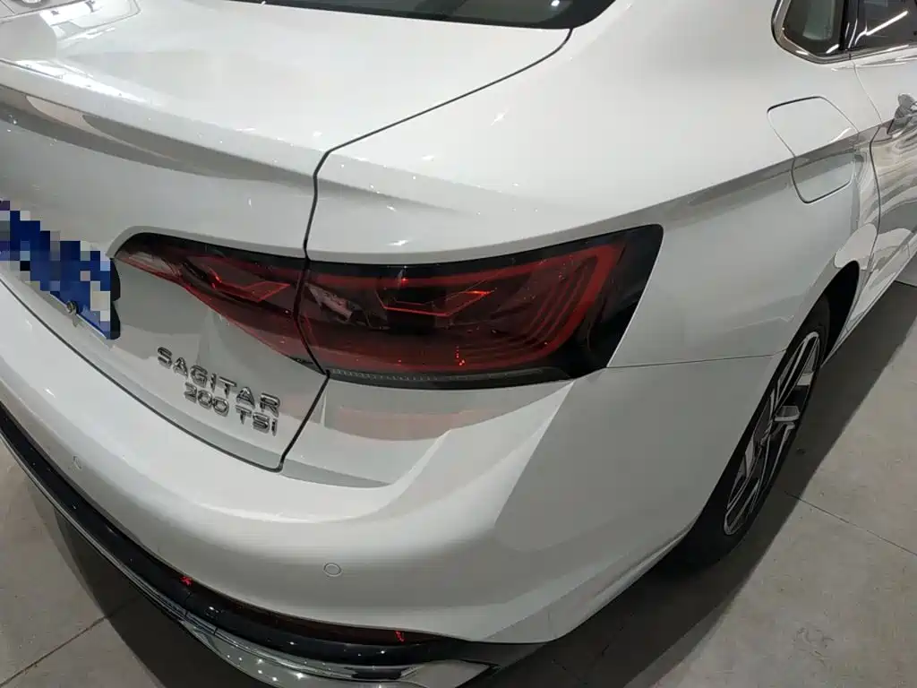 Volkswagen Sagitar 2023 Model Year 200TSI DSG Surpass Edition