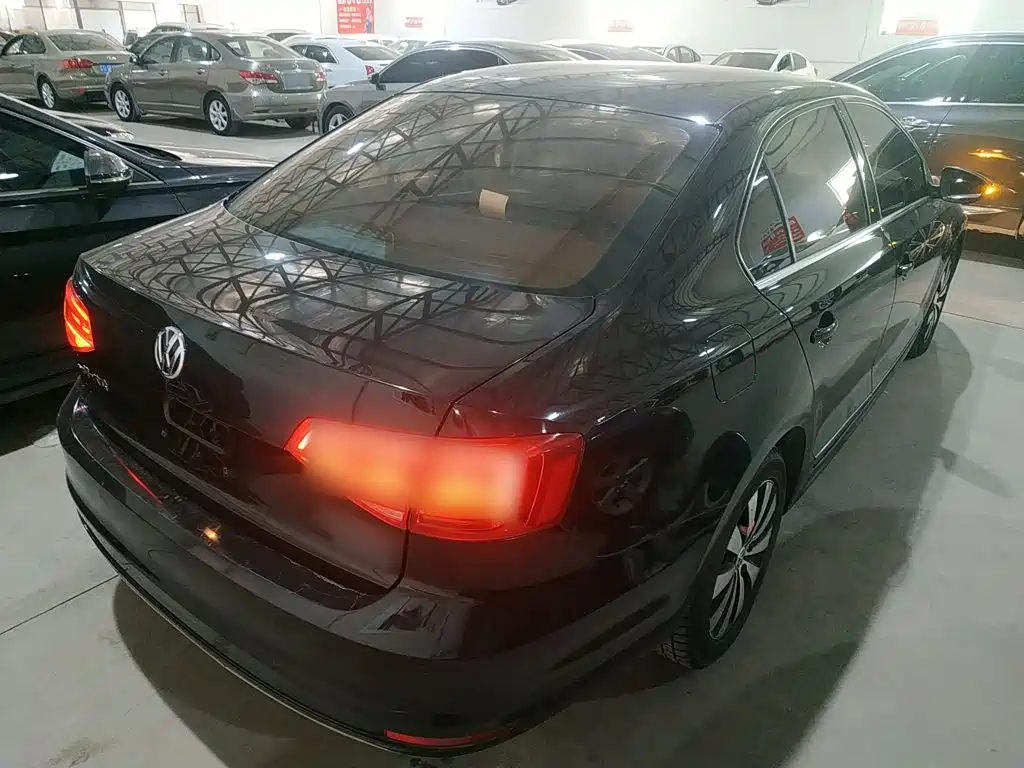 Volkswagen Sagitar 2018 280TSI DSG Comfort