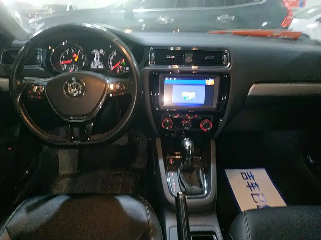 Volkswagen Sagitar 2018 280TSI DSG Comfort