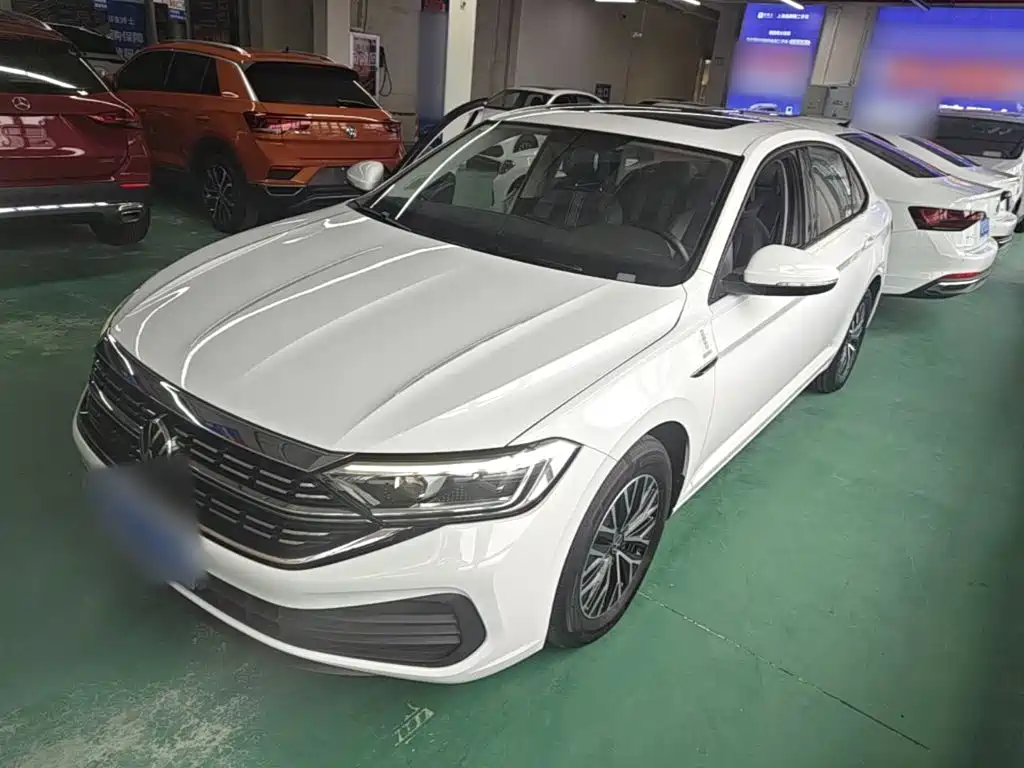 Volkswagen Sagitar 2024 200TSI DSG Flying Edition