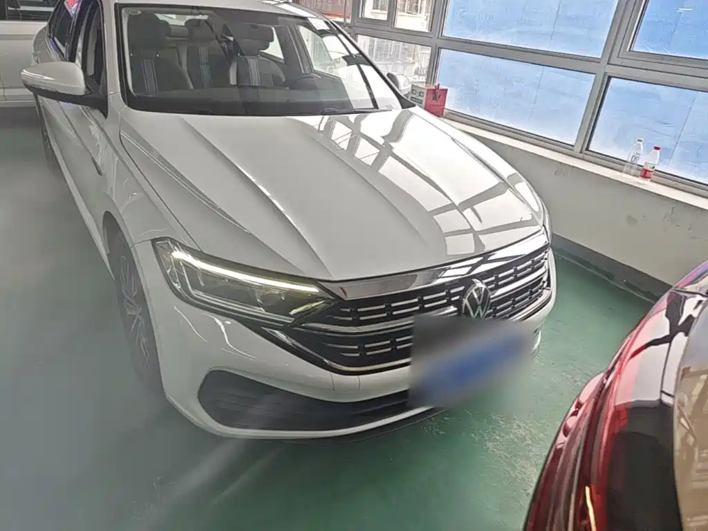 Volkswagen Sagitar 2024 200TSI DSG Flying Edition