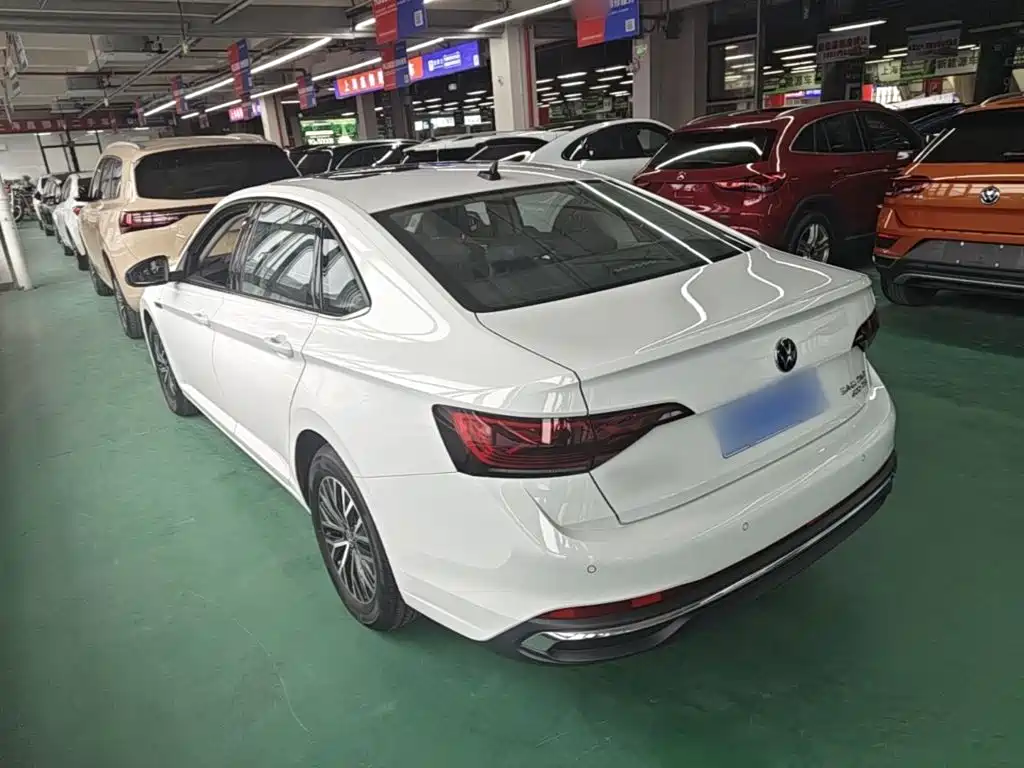 Volkswagen Sagitar 2024 200TSI DSG Flying Edition