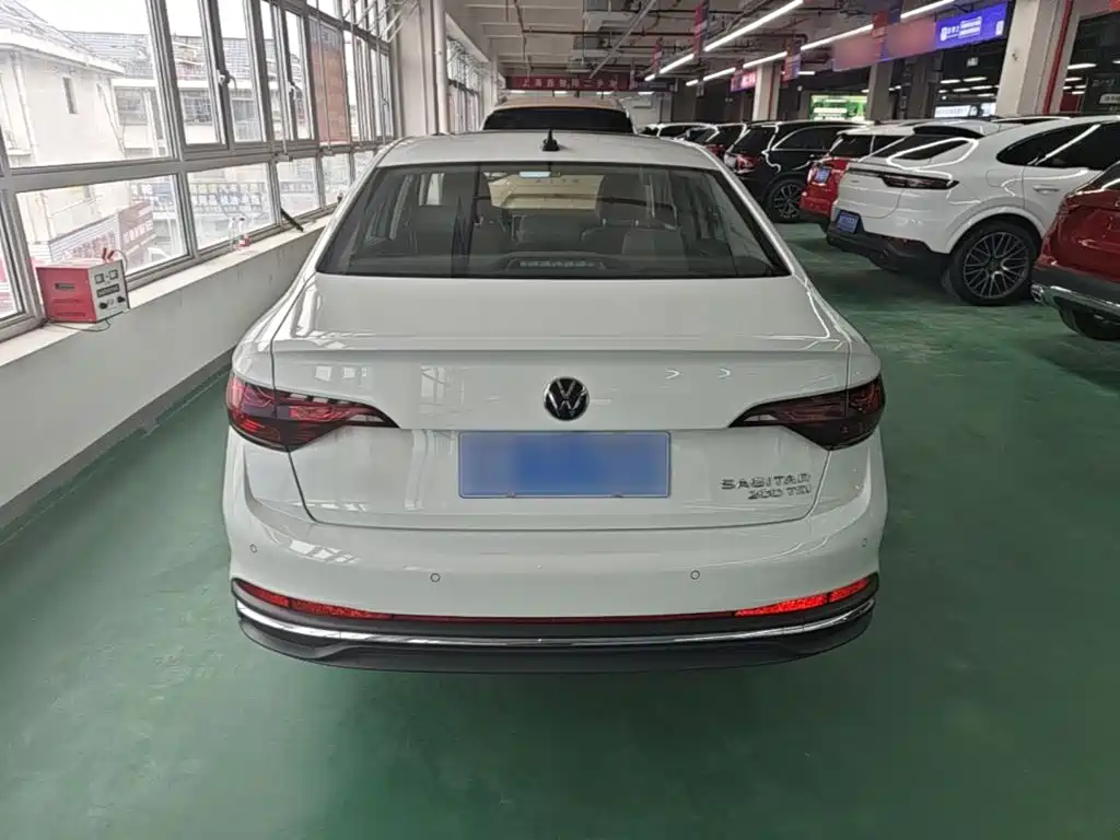 Volkswagen Sagitar 2024 200TSI DSG Flying Edition