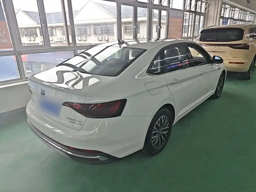 Volkswagen Sagitar 2024 200TSI DSG Flying Edition