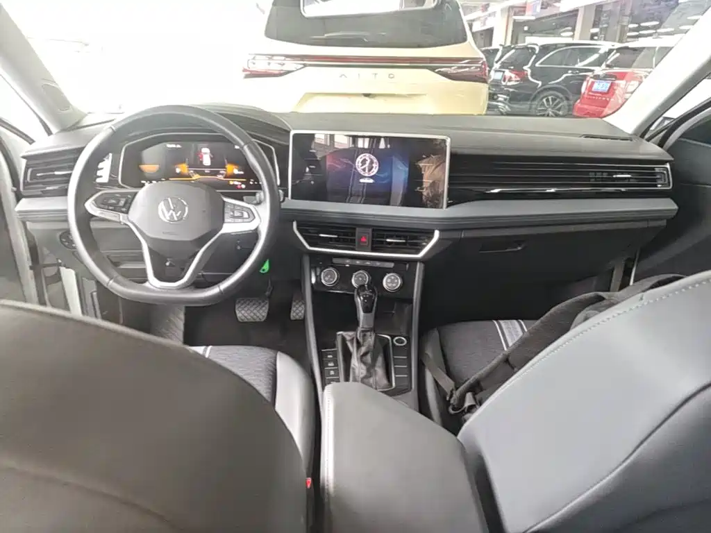 Volkswagen Sagitar 2024 200TSI DSG Flying Edition