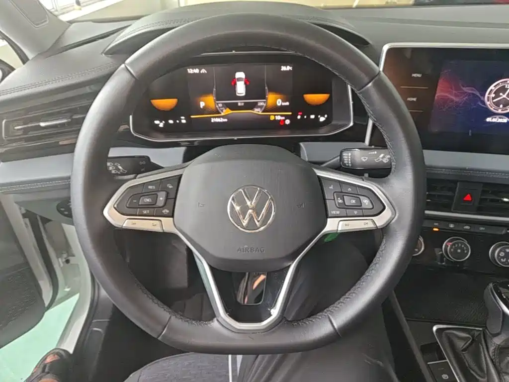 Volkswagen Sagitar 2024 200TSI DSG Flying Edition