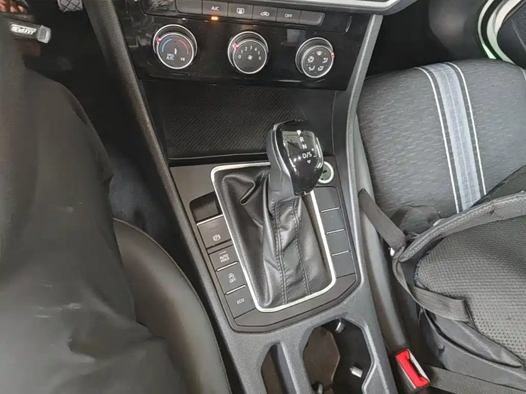 Volkswagen Sagitar 2024 200TSI DSG Flying Edition