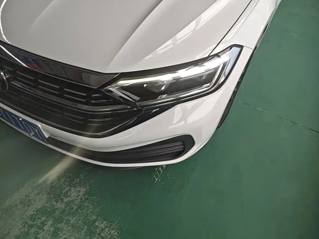 Volkswagen Sagitar 2024 200TSI DSG Flying Edition