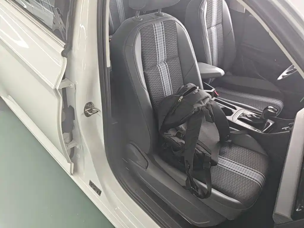 Volkswagen Sagitar 2024 200TSI DSG Flying Edition