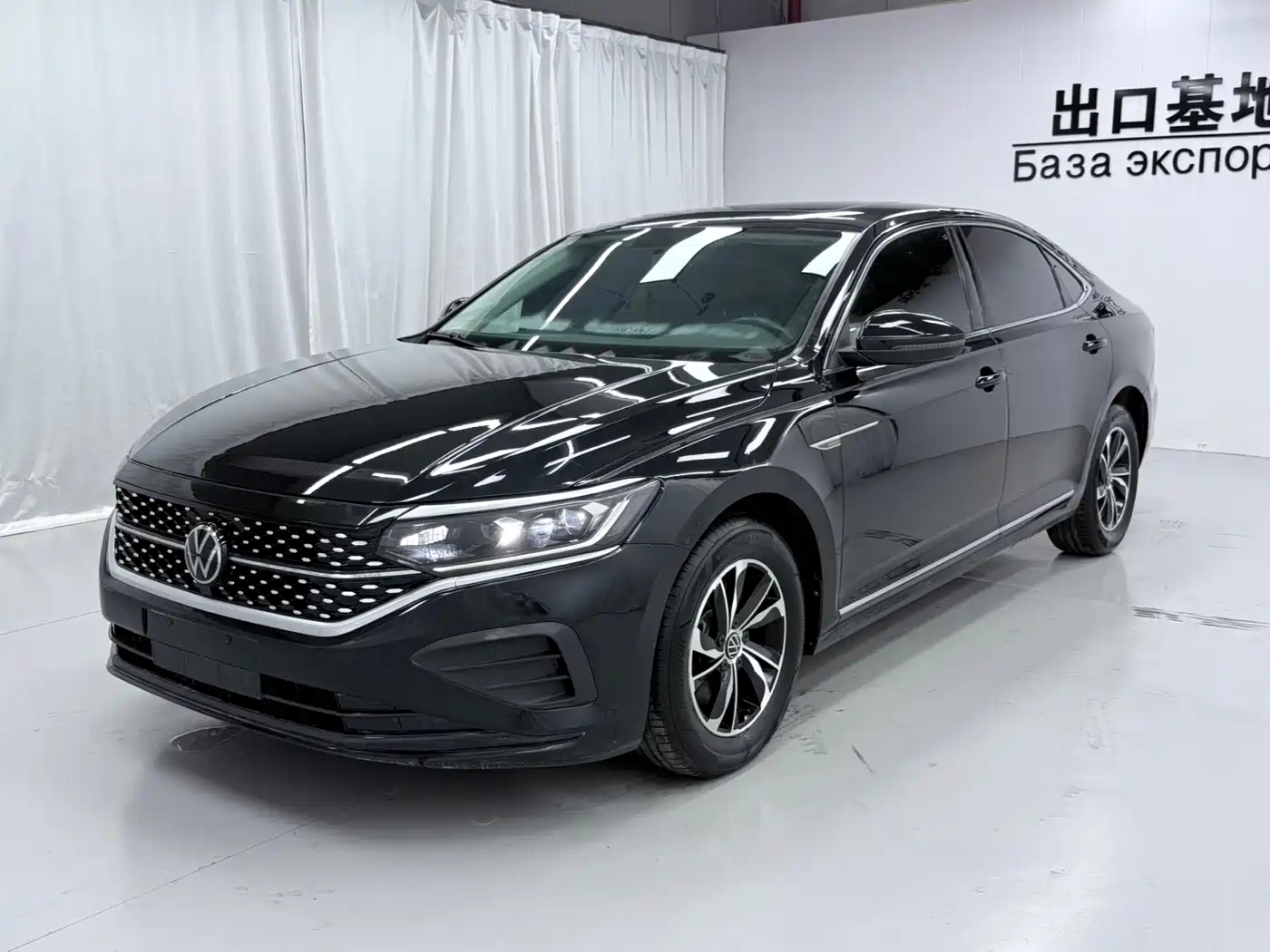 Volkswagen Passat 2023 280TSI Starlight Elite Edition