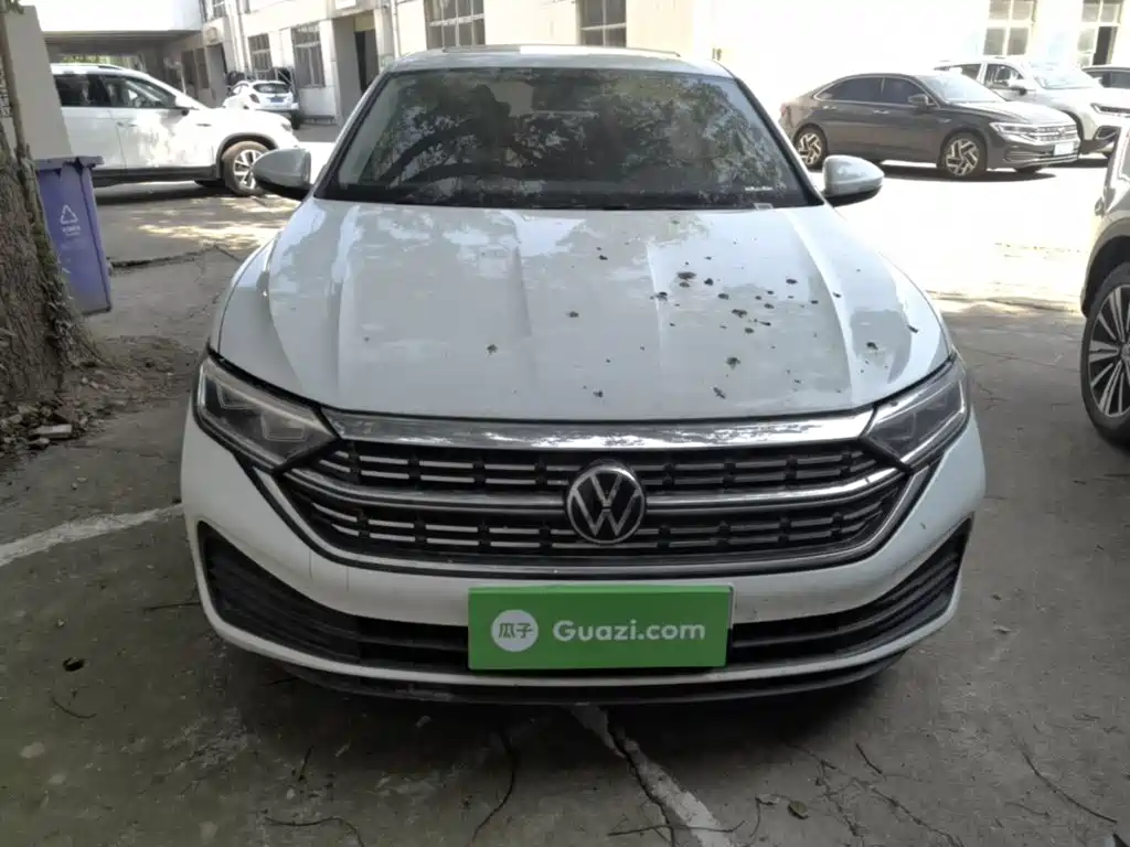 Volkswagen Sagitar 2025 Model Year Facelift 200TSI DSG Soaring Edition
