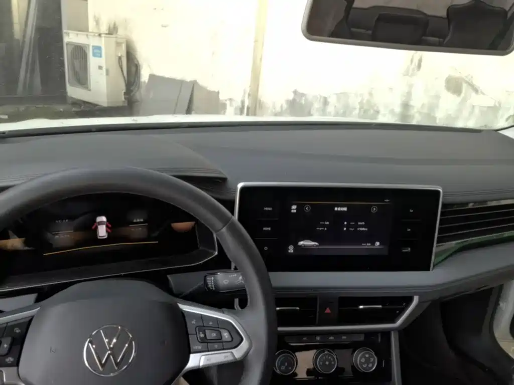 Volkswagen Sagitar 2025 Model Year Facelift 200TSI DSG Soaring Edition