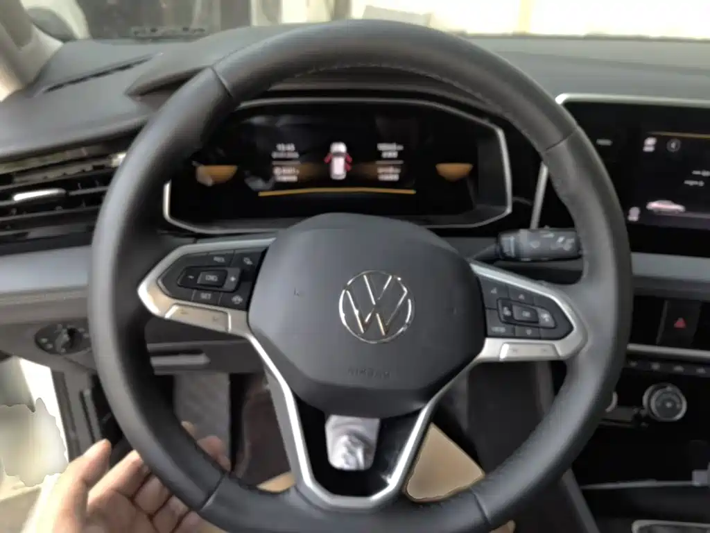 Volkswagen Sagitar 2025 Model Year Facelift 200TSI DSG Soaring Edition
