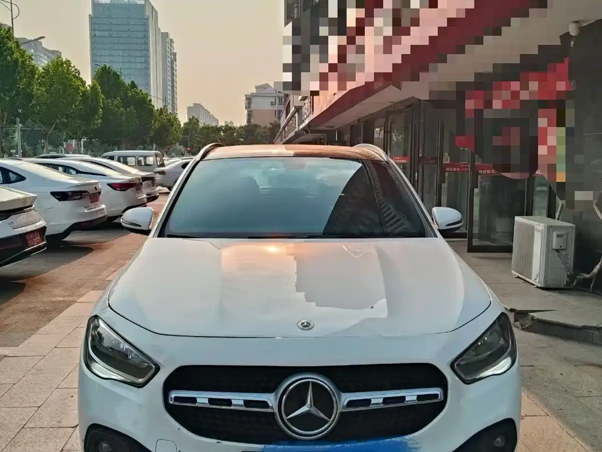 Mercedes-Benz Mercedes-Benz GLA 2020 GLA 180