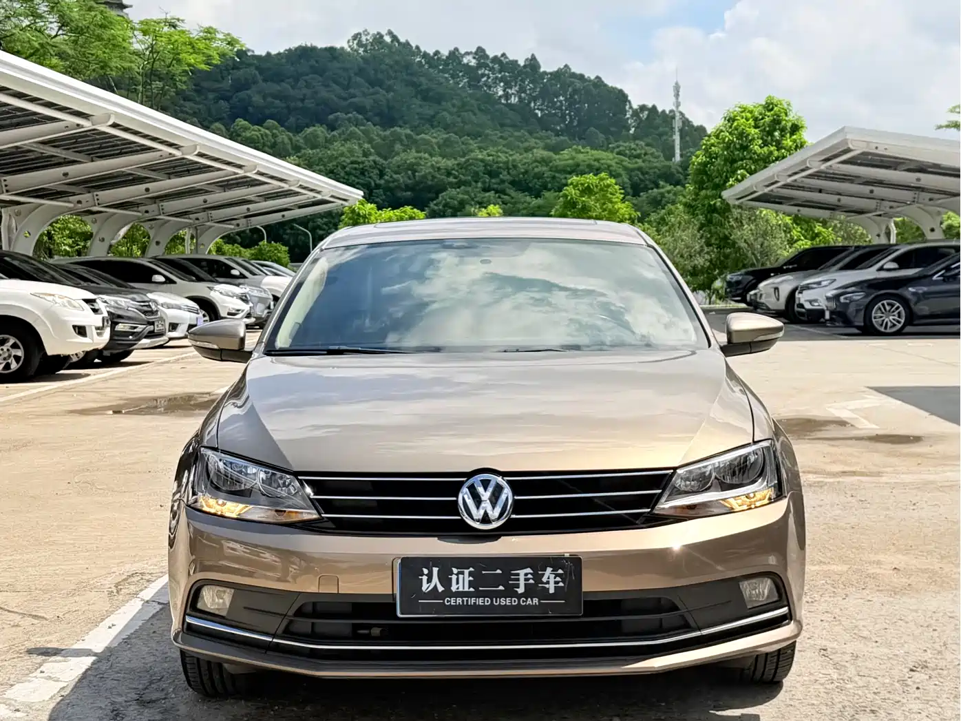 Volkswagen Sagitar 2017 1.6L Automatic Comfort