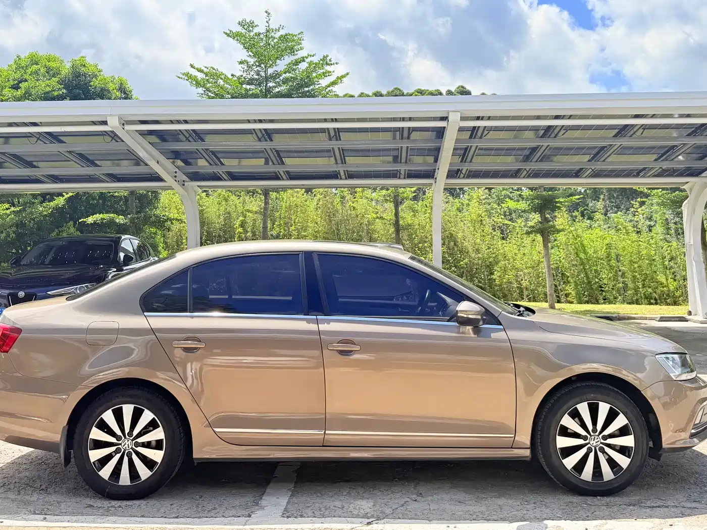 Volkswagen Sagitar 2017 1.6L Automatic Comfort