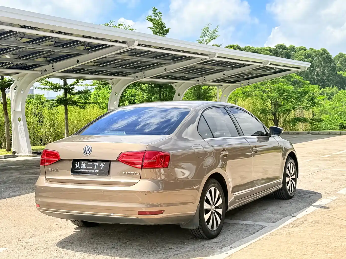 Volkswagen Sagitar 2017 1.6L Automatic Comfort