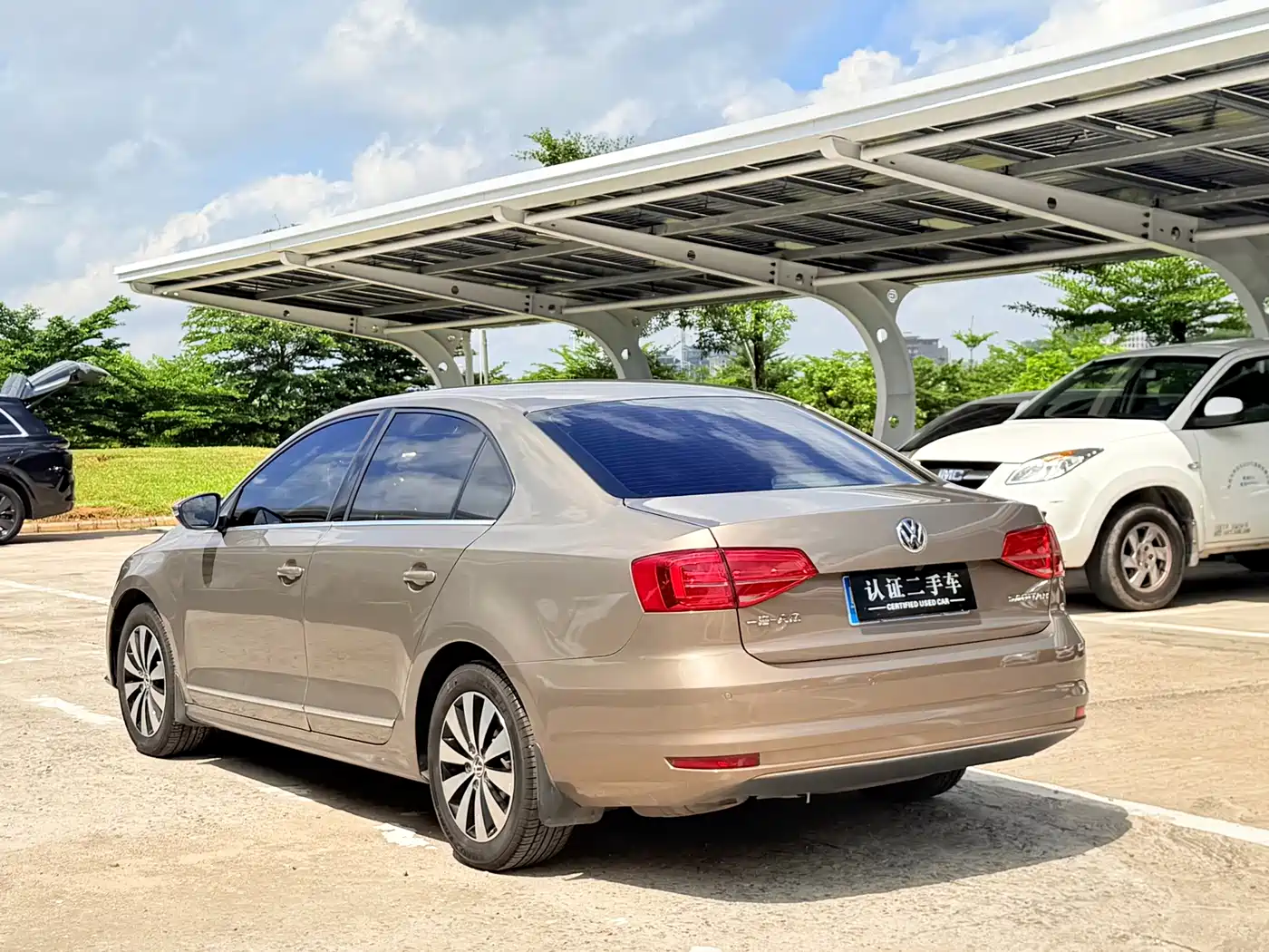 Volkswagen Sagitar 2017 1.6L Automatic Comfort
