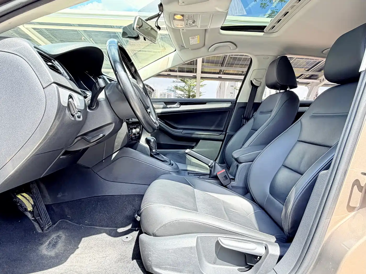 Volkswagen Sagitar 2017 1.6L Automatic Comfort
