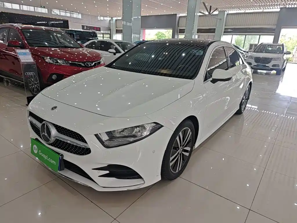 Mercedes-Benz Mercedes-Benz A-Class 2019 A 180 L Sport Sedan