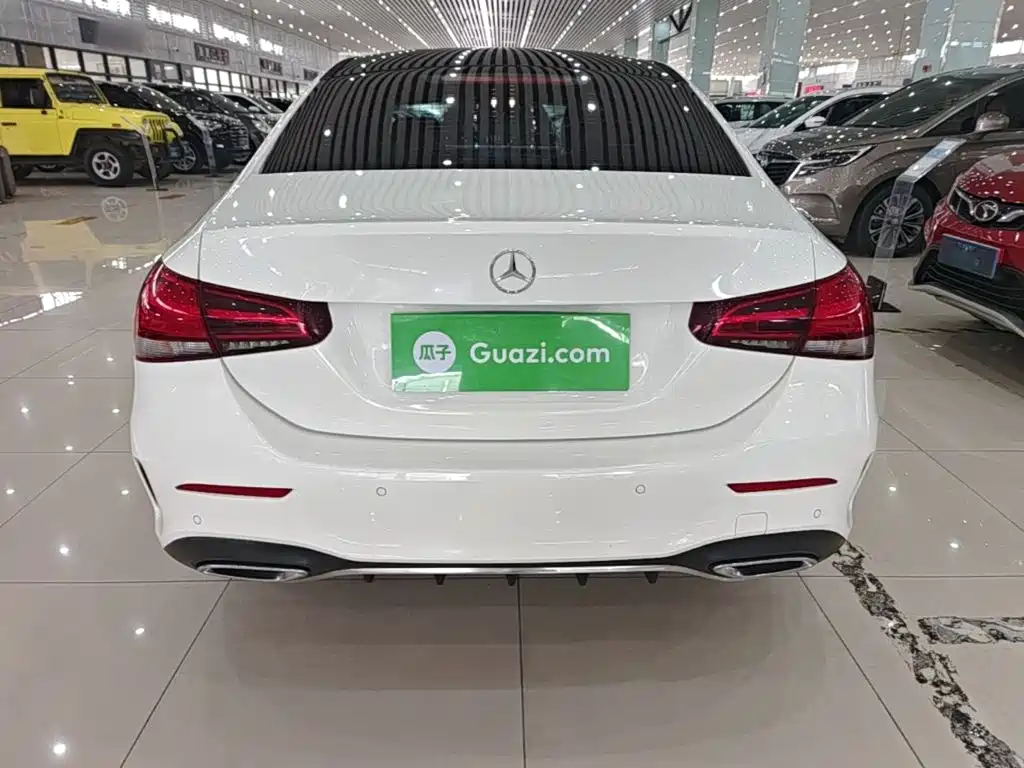 Mercedes-Benz Mercedes-Benz A-Class 2019 A 180 L Sport Sedan