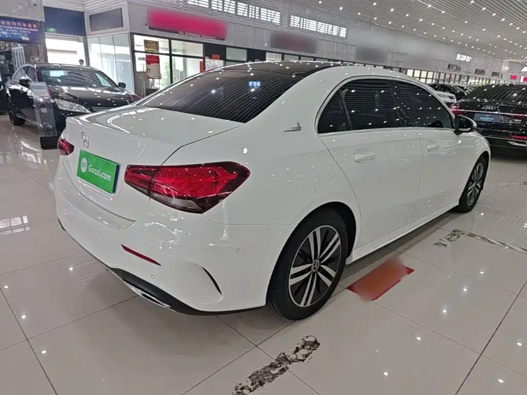 Mercedes-Benz Mercedes-Benz A-Class 2019 A 180 L Sport Sedan