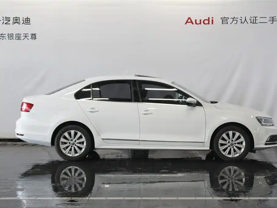 Volkswagen Sagitar 2015 230TSI Automatic Comfort