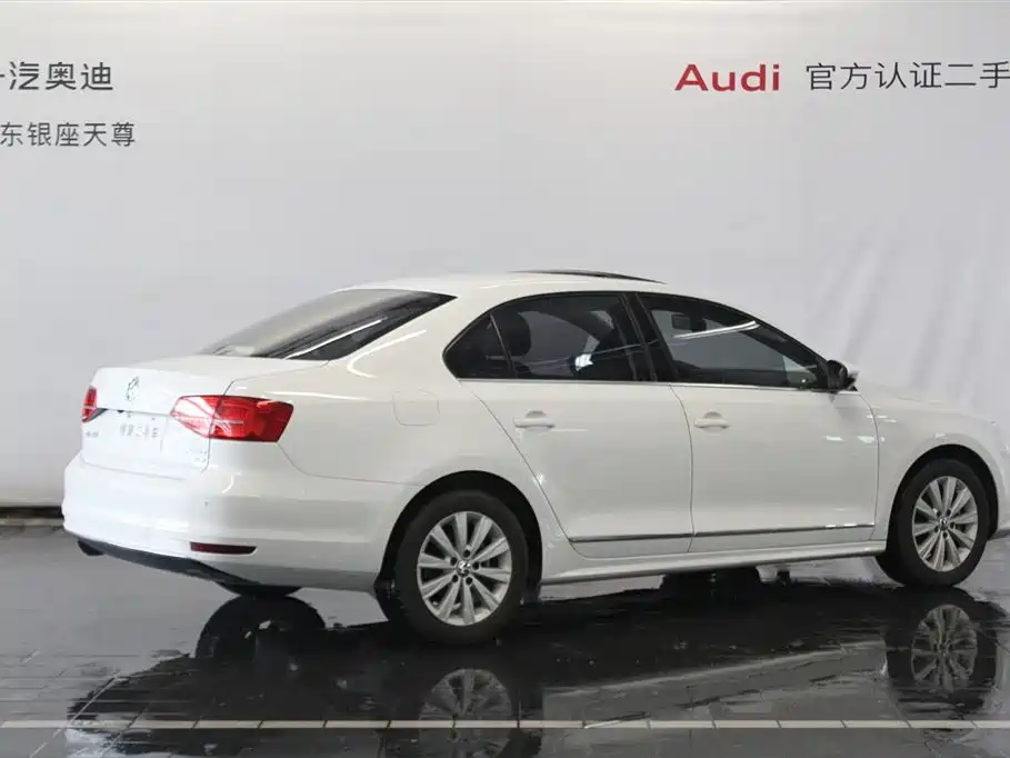 Volkswagen Sagitar 2015 230TSI Automatic Comfort