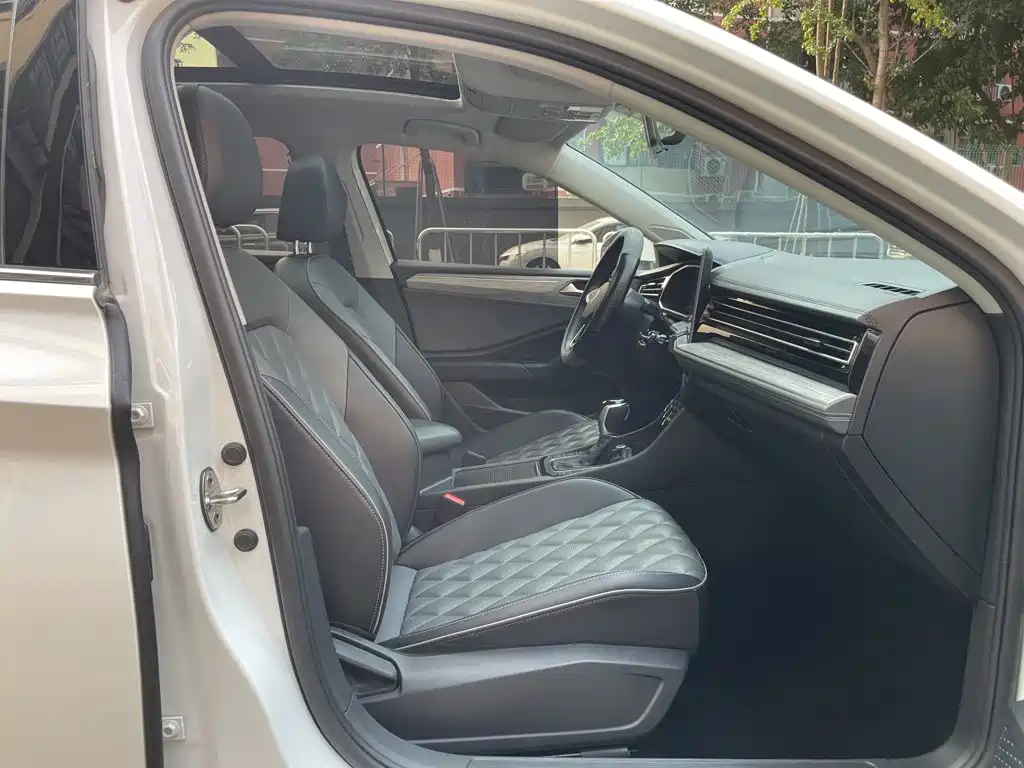 Volkswagen Sagitar 2023 280TSI DSG Beyond Lite