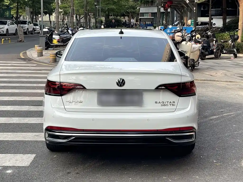 Volkswagen Sagitar 2023 280TSI DSG Beyond Lite