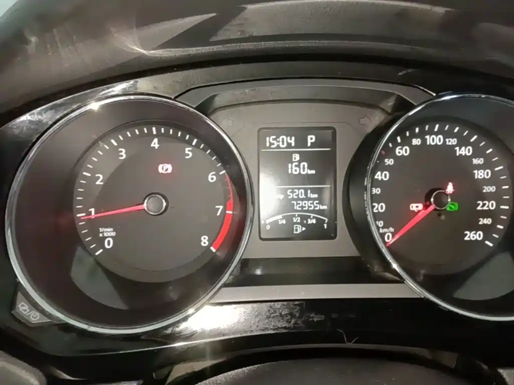 Volkswagen Sagitar 2015 1.6L Automatic Comfort