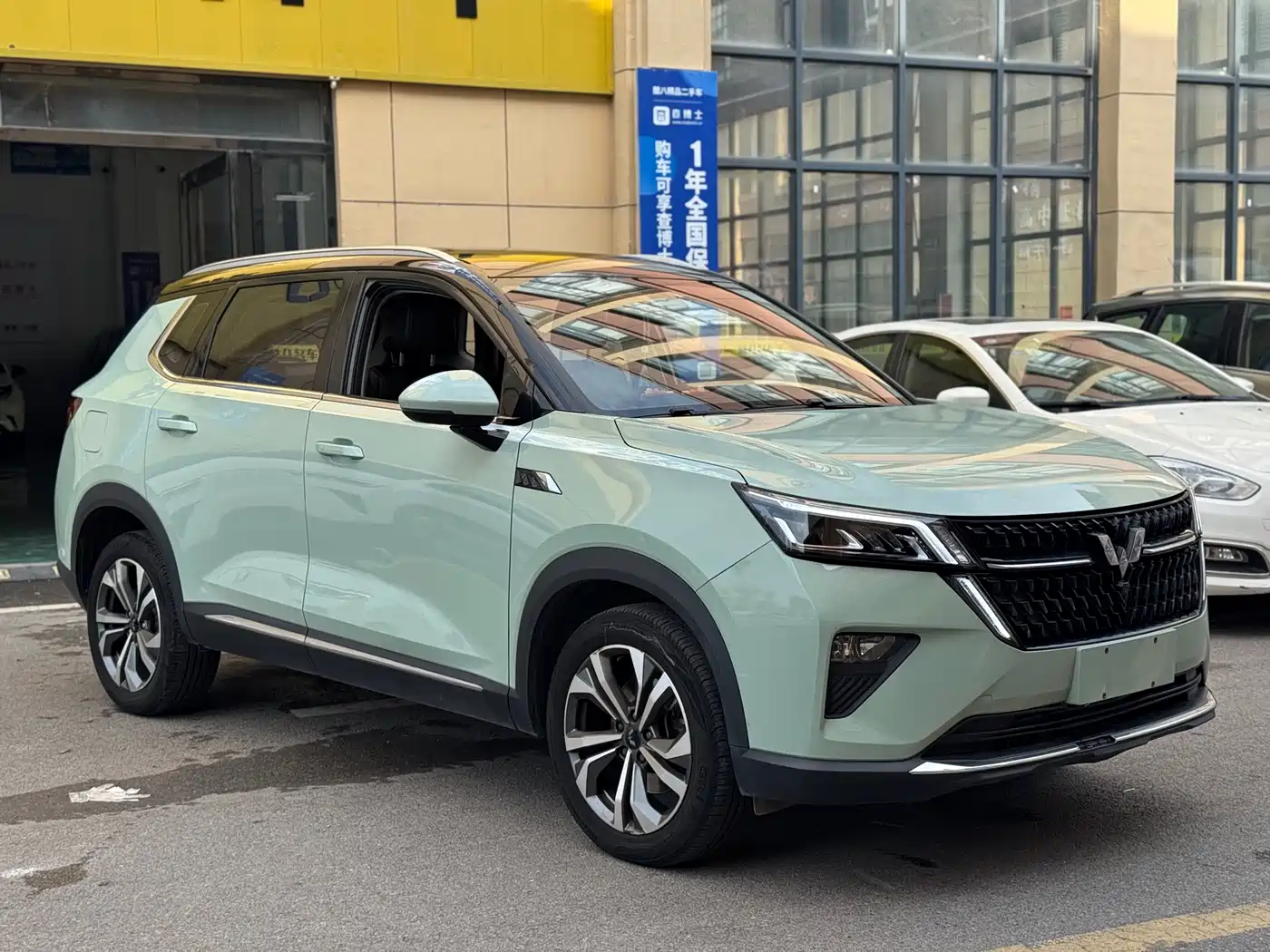 Wuling Motors Wuling Xingchen 2021 1.5T CVT Starlight Edition