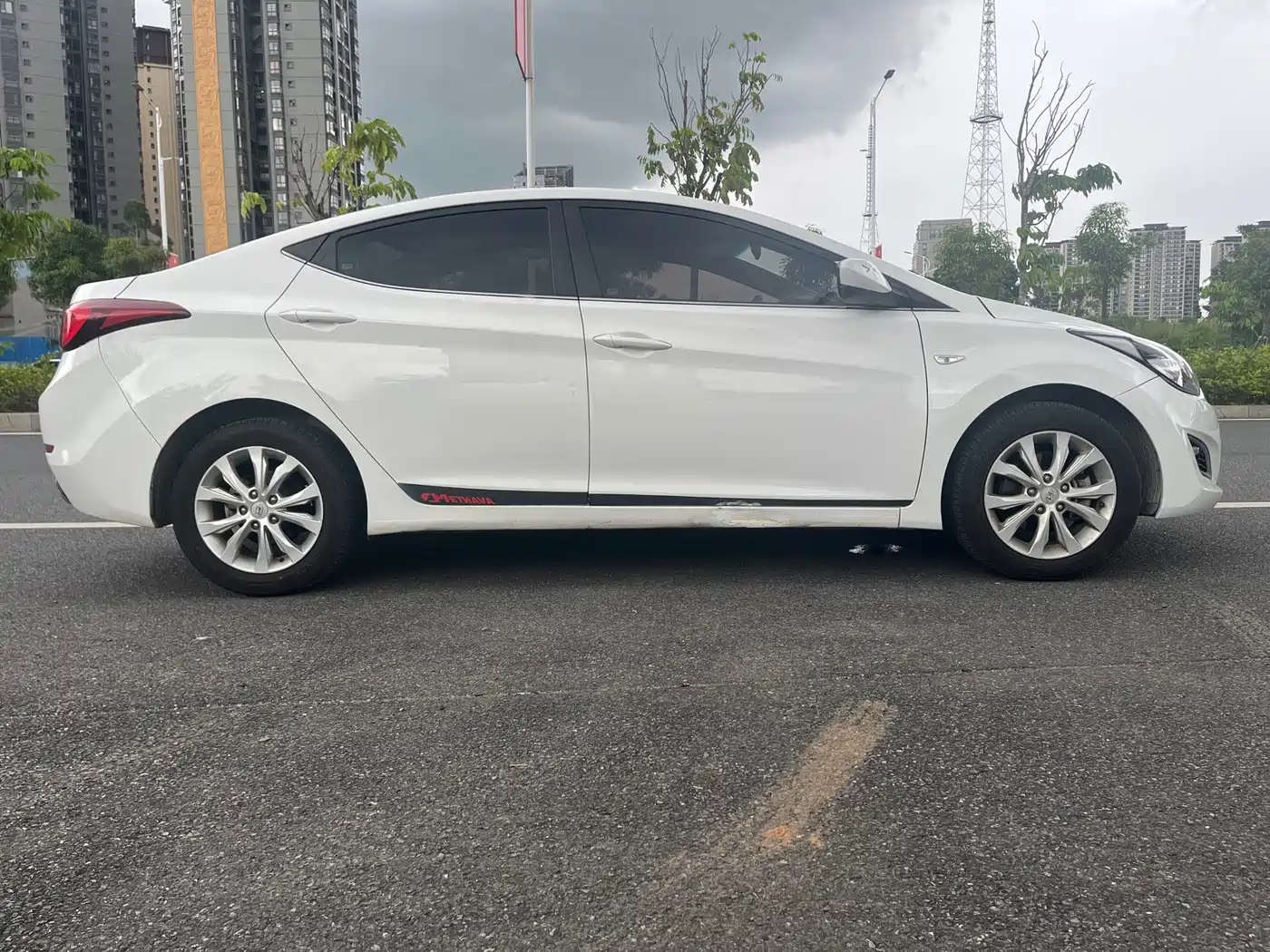 Hyundai Langdong 2016 1.6L Automatic Smart Edition