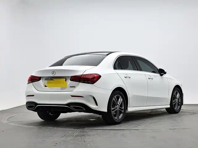 Mercedes-Benz Mercedes-Benz A-Class 2022 A 180 L Sport Sedan