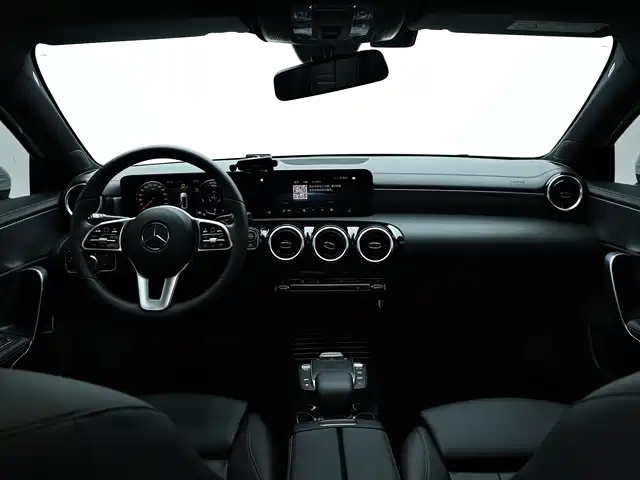 Mercedes-Benz Mercedes-Benz A-Class 2022 A 180 L Sport Sedan