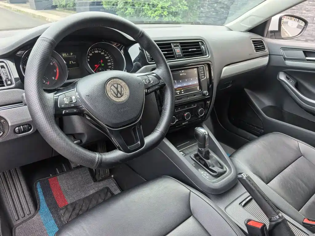 Volkswagen Sagitar 2017 230TSI Automatic Comfort