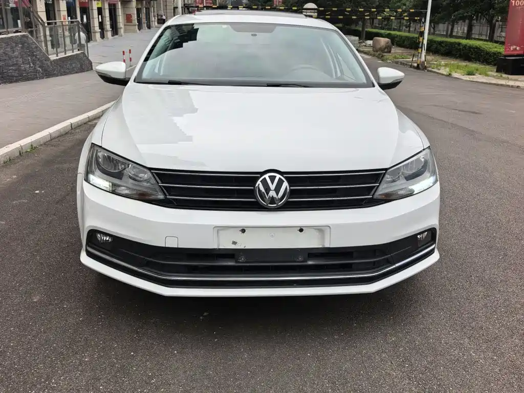 Volkswagen Sagitar 2017 230TSI Automatic Comfort